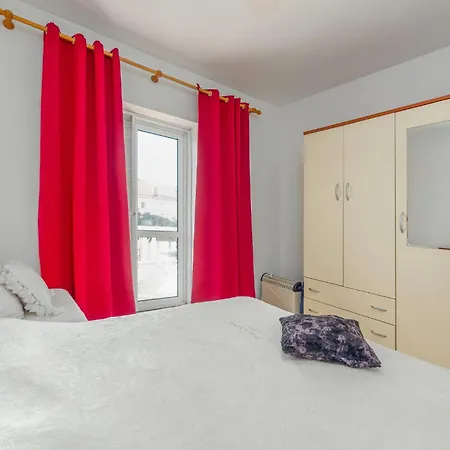 1 Bedroom Lovely In * Vlašići