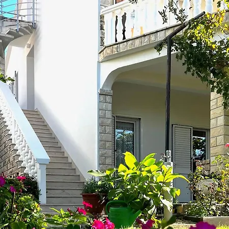 Apartman 1 Bedroom Lovely In Vlašići